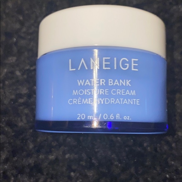 Laniege bundle - Picture 3 of 5